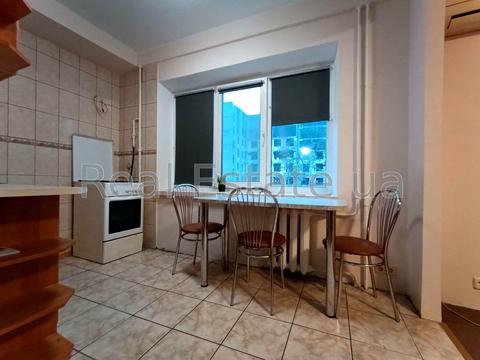 квартира за адресою Празька вул., 28