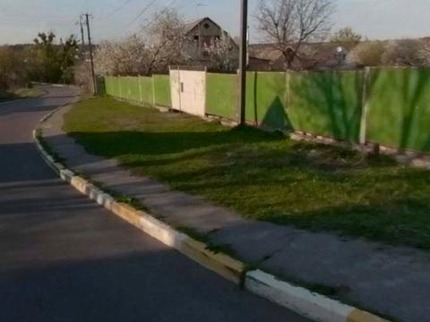 участок по адресу Церковна
