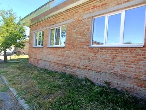 коммерческая по адресу Центральна, 1