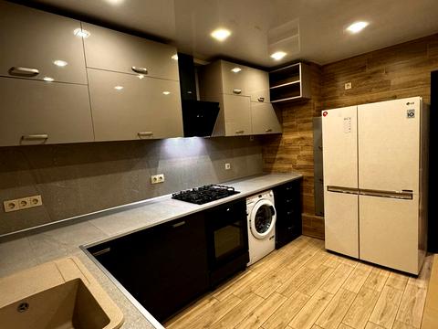 квартира за адресою Академіка Сахарова вул., 40