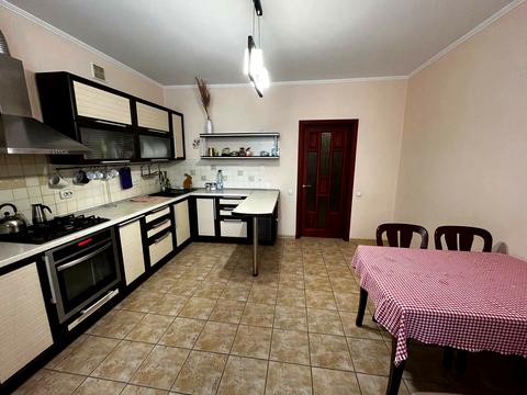 квартира за адресою Зодчих вул., 14