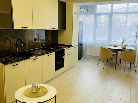 квартира за адресою Польова вул., 8