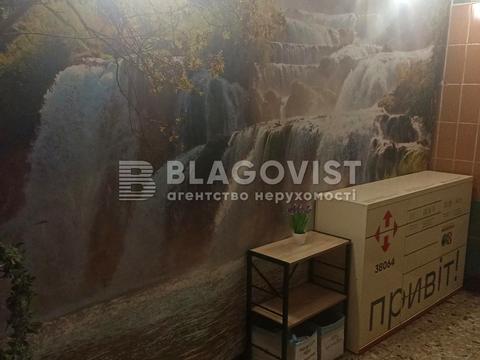 квартира по адресу Червоной Калины просп. (Владимира Маяковского), 46
