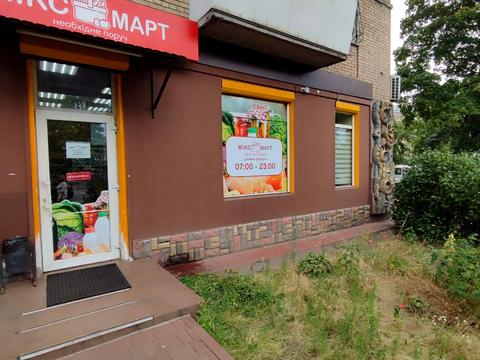 комерційна за адресою Миру просп., 19