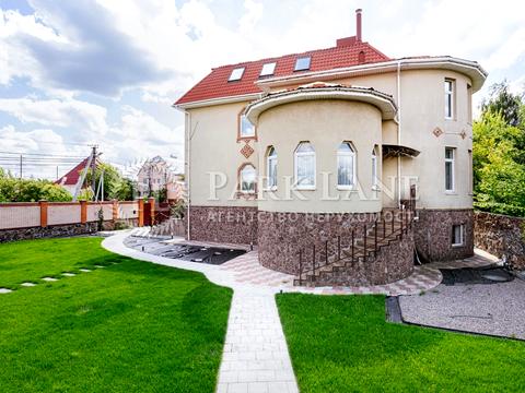 будинок за адресою Молодіжна вул.