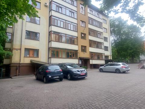квартира за адресою Князя Острозького вул., 8а