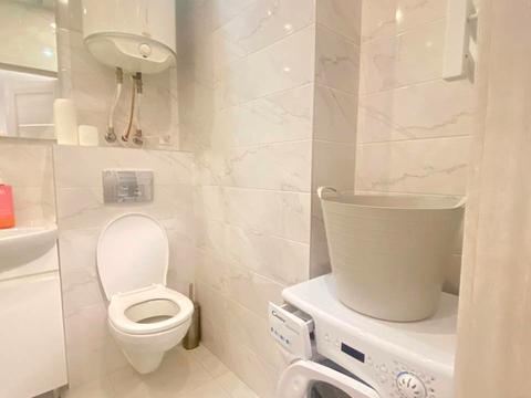 квартира по адресу Ревуцкого ул., 40-В