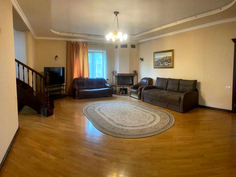 будинок за адресою Академічна вул., 10