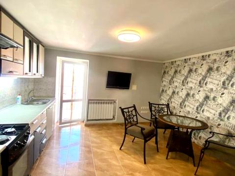 квартира за адресою Академіка Сахарова вул., 20