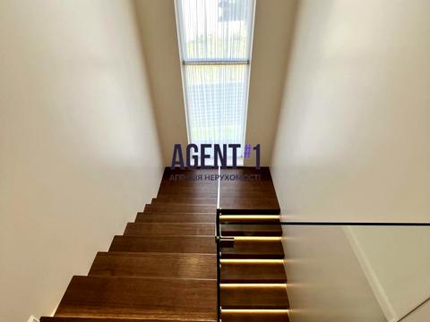 будинок за адресою Центральна вул.