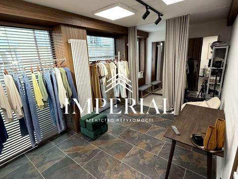 комерційна за адресою Межигірська вул., 87-А