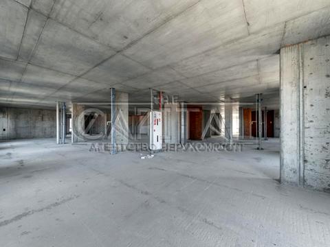 комерційна за адресою Степана Бандери просп. (Московський), 15