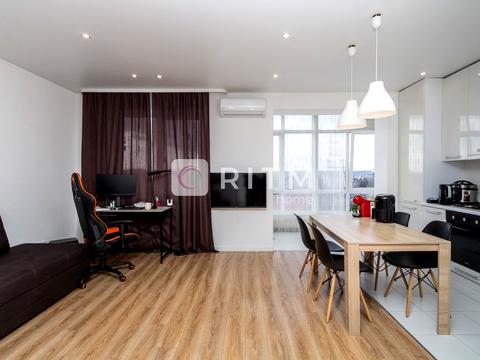 квартира за адресою Андрія Мельника вул., 10