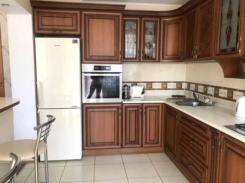 будинок за адресою Світанкова вул.