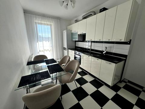 квартира за адресою Олекси Тихого вул. (Виборзька), 17/18