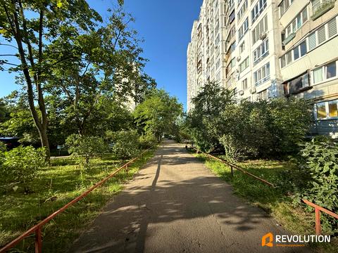 квартира за адресою Князя Романа Мстиславича вул. (Генерала Жмаченка), 8
