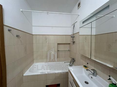 квартира по адресу Строителей ул., 39