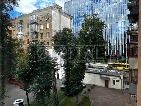 квартира за адресою Велика Васильківська вул. (Червоноармійська), 136