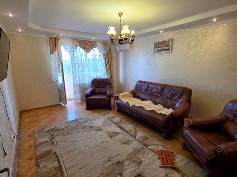 квартира за адресою Злуки просп., 3-Б