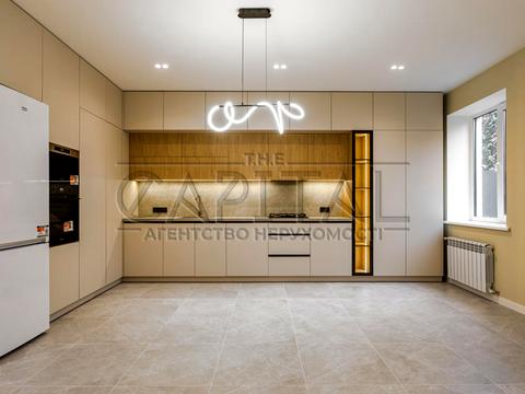 будинок за адресою Давидчука вул., 1