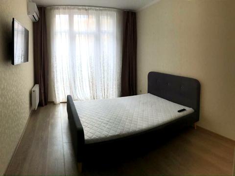 квартира за адресою Сім'ї Кульженків вул. (Петра Дегтяренка), 31-А