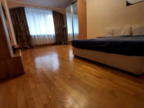 квартира за адресою В'ячеслава Чорновола вул., 20