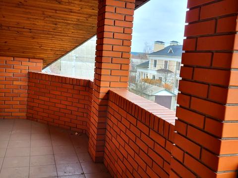 будинок за адресою Гідності