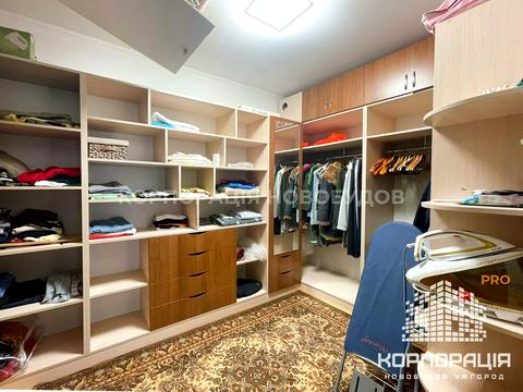 будинок за адресою Коритнянська вул., 1
