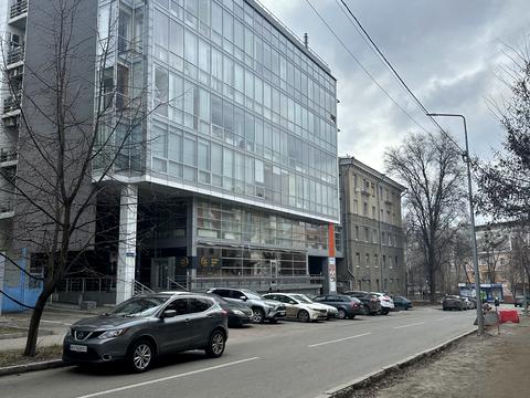 комерційна за адресою Євгенія Єніна вул. (Бакуліна), 4а