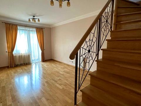 дом по адресу Лесі Українки ул., 23