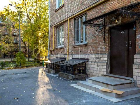 коммерческая по адресу Джона Маккейна ул. (Кудри Ивана), 36
