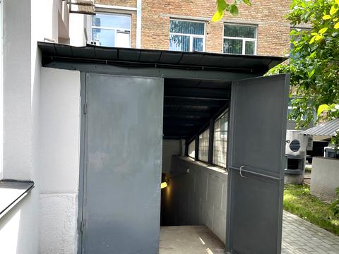 коммерческая по адресу Лаврская ул. (Январского восстания), 16