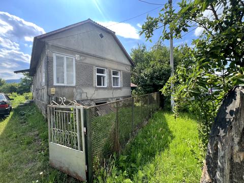 будинок за адресою Центральна