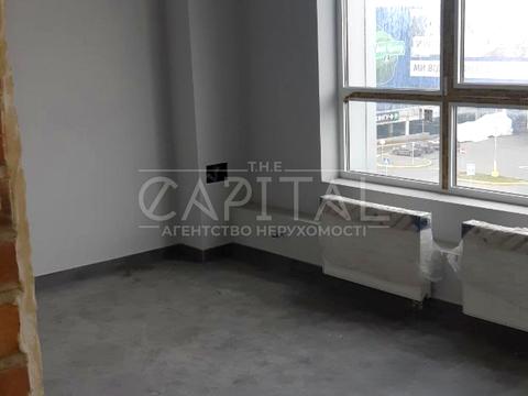 комерційна за адресою Степана Бандери просп. (Московський), 8б