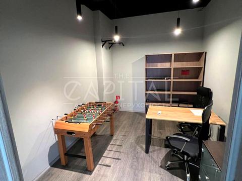 коммерческая по адресу Дегтярная ул., 8