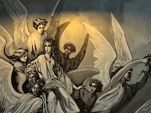 комерційна за адресою Каховська вул., 62
