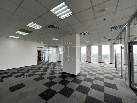 комерційна за адресою Миколи Амосова вул., 12