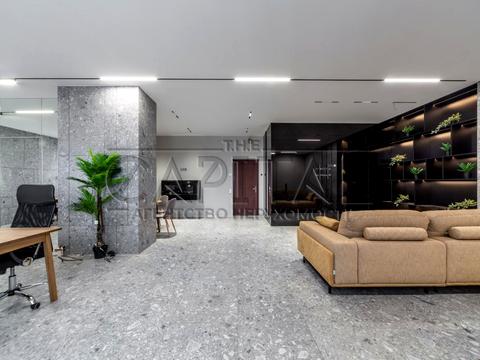 комерційна за адресою Василя Тютюнника вул. (Анрі Барбюса), 37/1