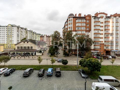 квартира за адресою Степана Бандери вул., 77-Б