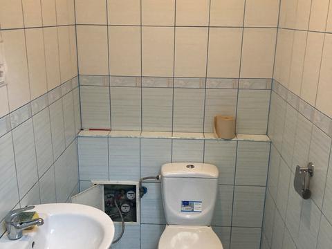 комерційна за адресою Незалежної України вул. (40 років Радянської України), 68-А