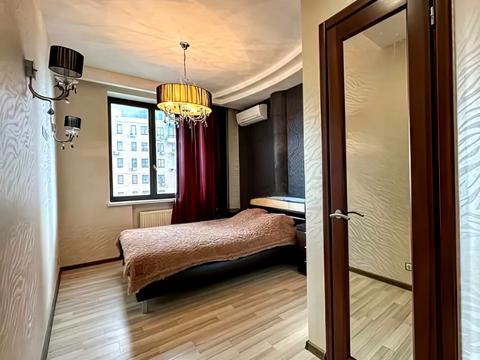 квартира за адресою Отакара Яроша вул., 24б