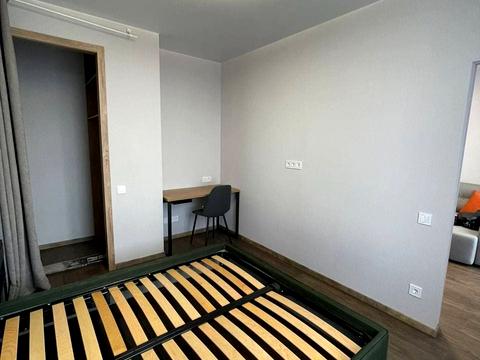 квартира за адресою Дніпровська набережна вул., 18-А