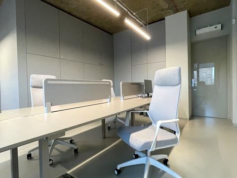 комерційна за адресою Миколи Бажана просп., 14-А