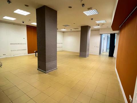 комерційна за адресою Софіївська вул., 21Б