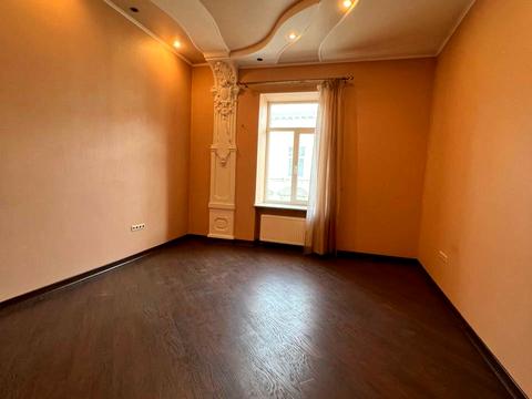 коммерческая по адресу Винниченка, 1