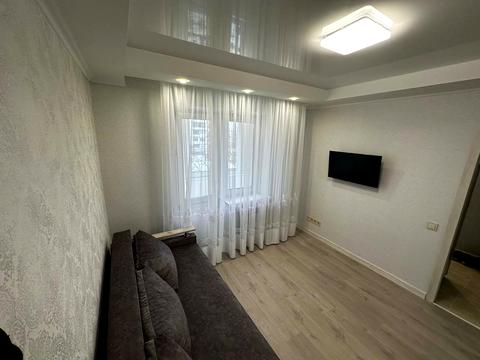 квартира за адресою Богатирська вул., 14