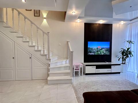 квартира за адресою Регенераторна вул., 4