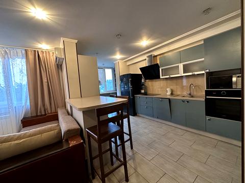 квартира за адресою Миколи Бажана просп., 8-Б