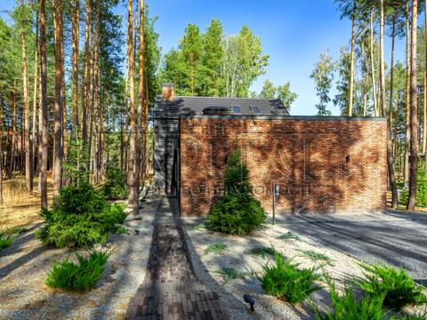 будинок за адресою Лебедівка