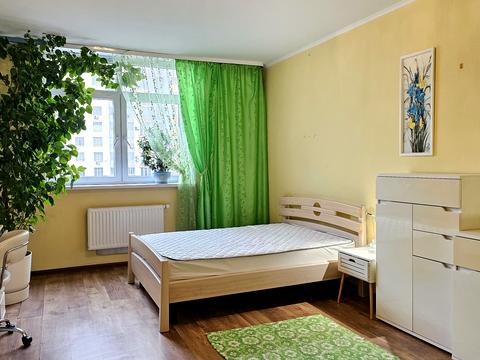 квартира по адресу Семьи Кульженков ул. (Дегтяренко Петра), 33